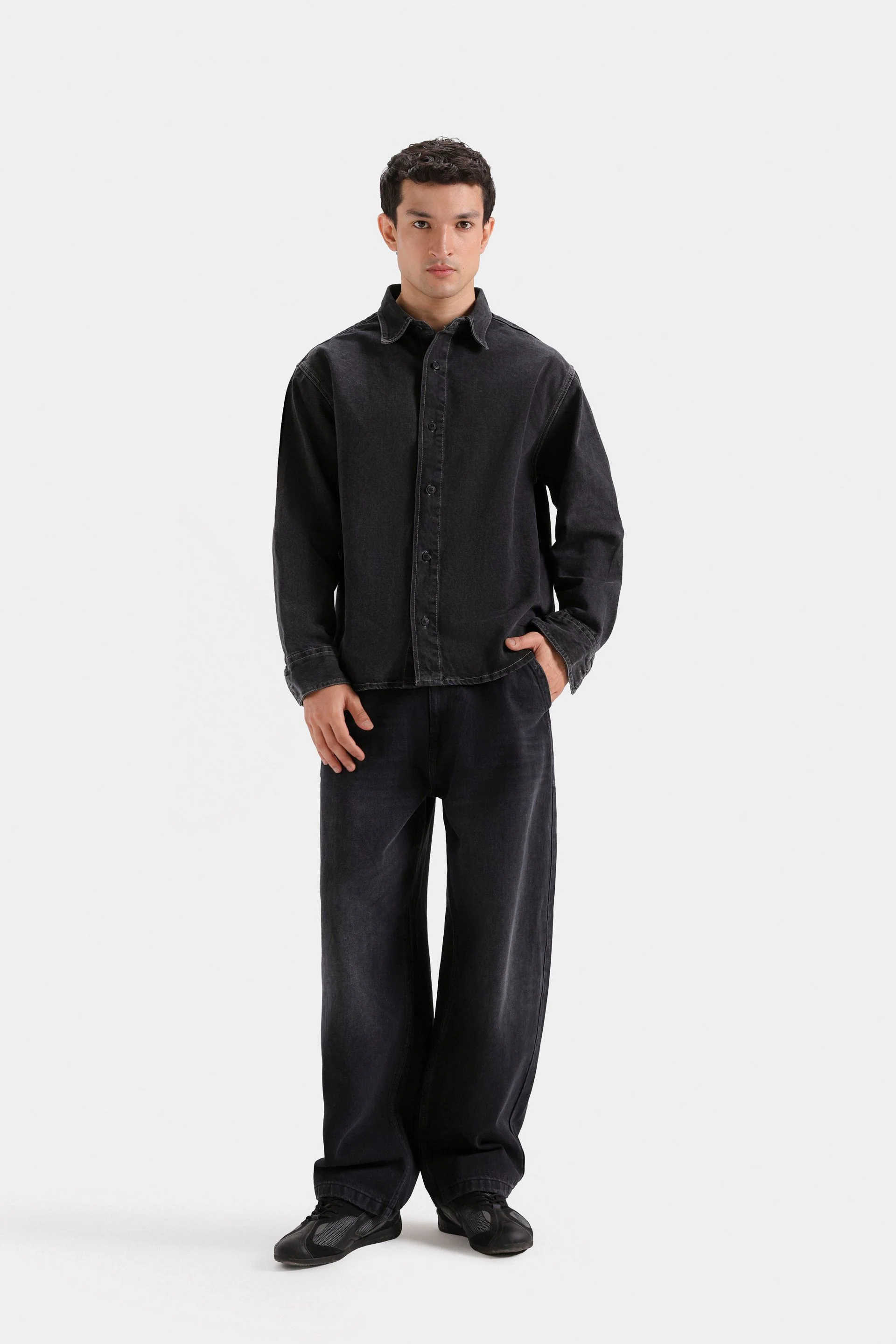 Home 53 Skater Fit Jeans