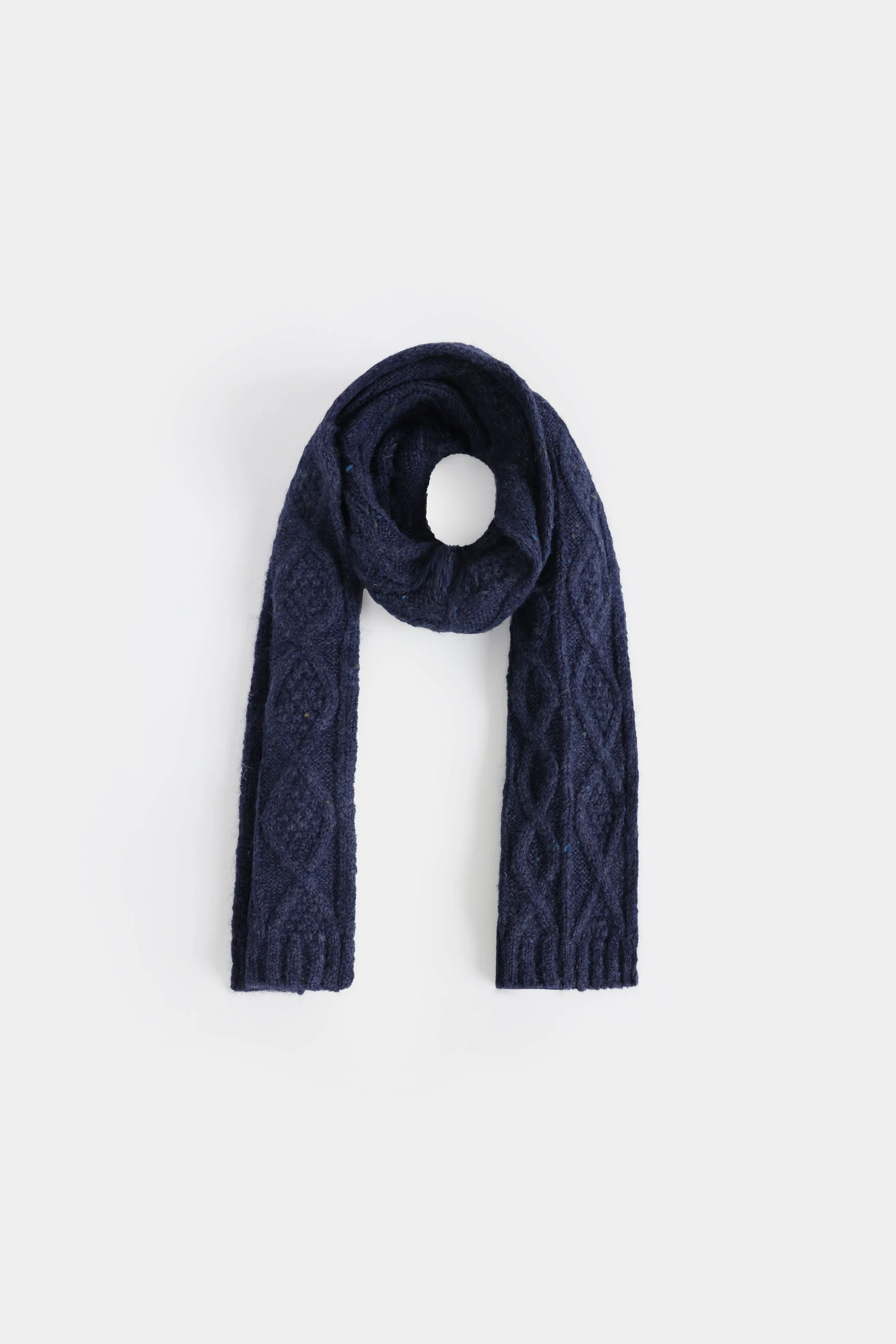 Cable Knitted Scarf 4 Cable Knitted Scarf