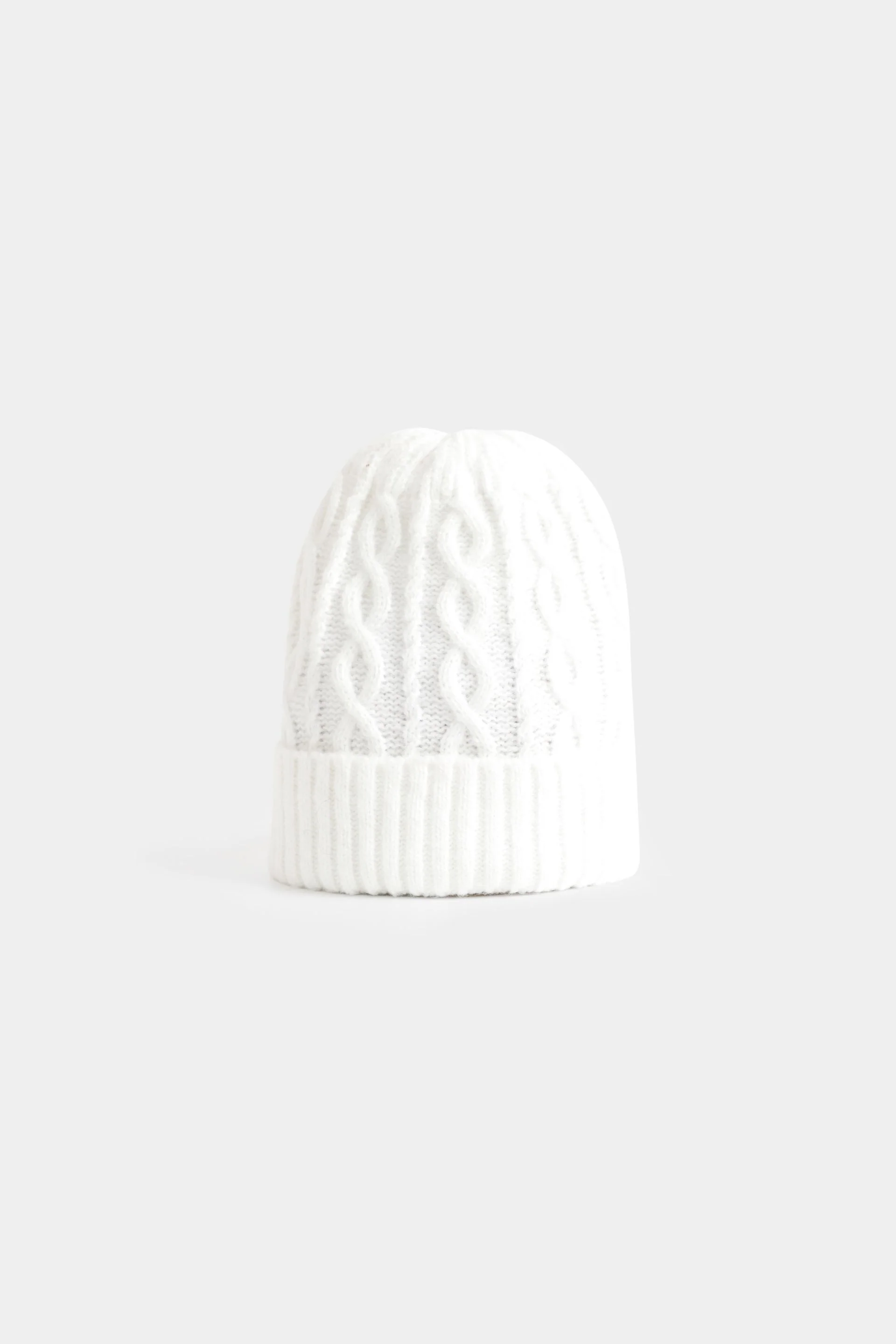 Basic Cable Knitted Beanie