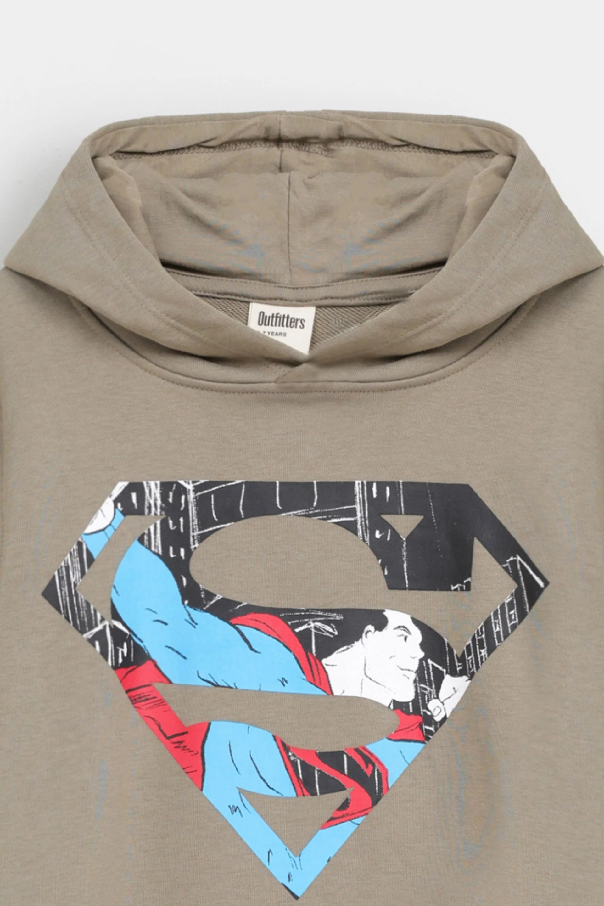Character Graphic Pull-Over