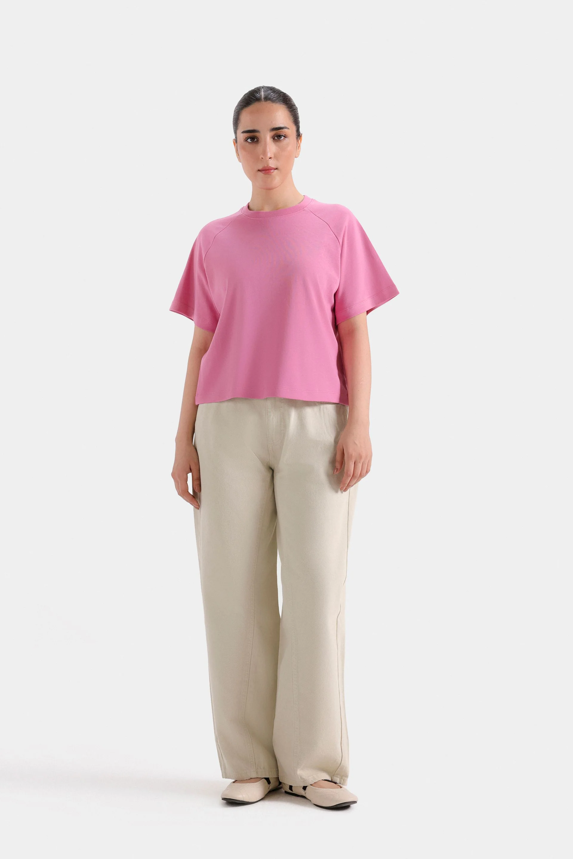 Cropped Raglan Sleeves T-Shirt