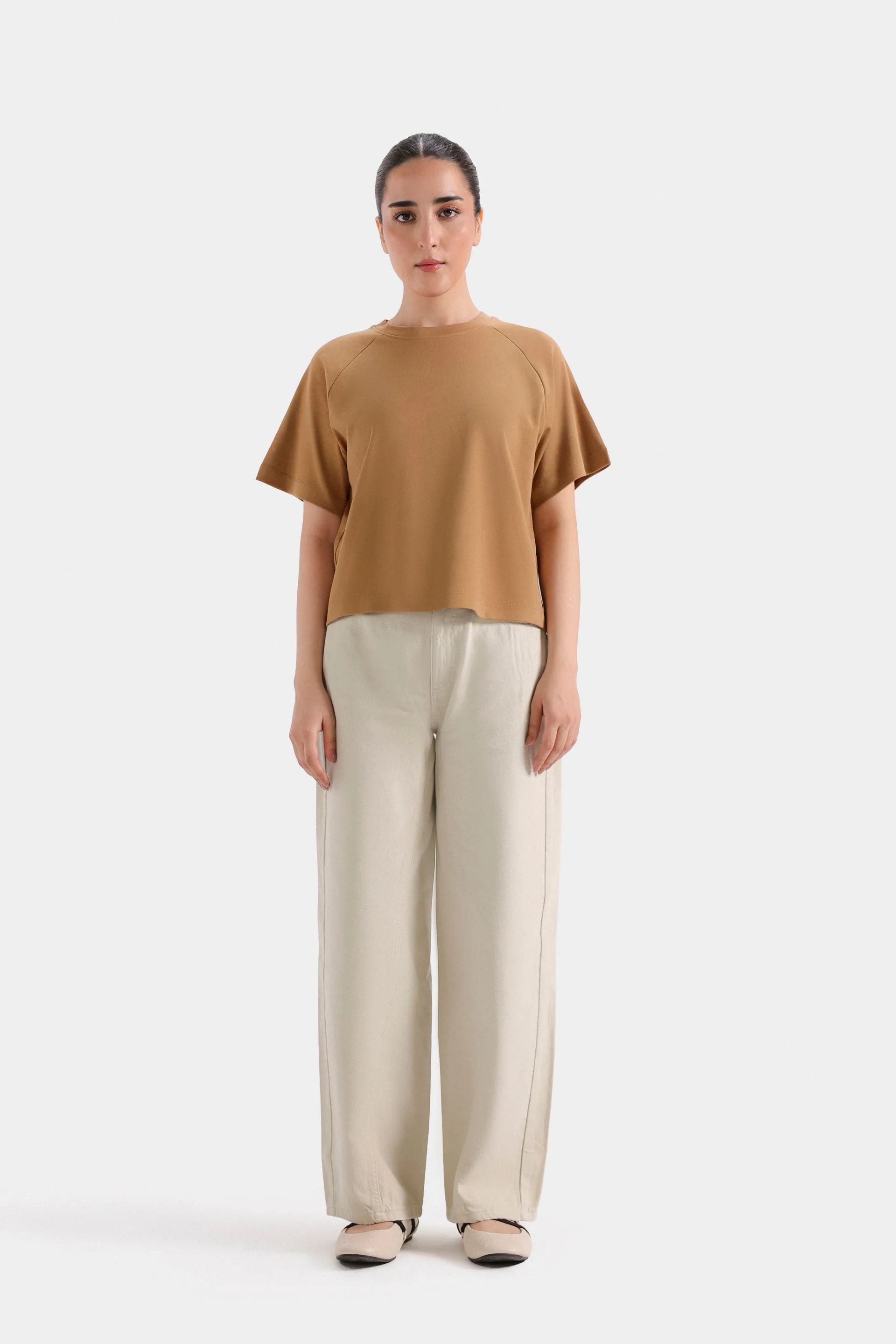Cropped Raglan Sleeves T-Shirt