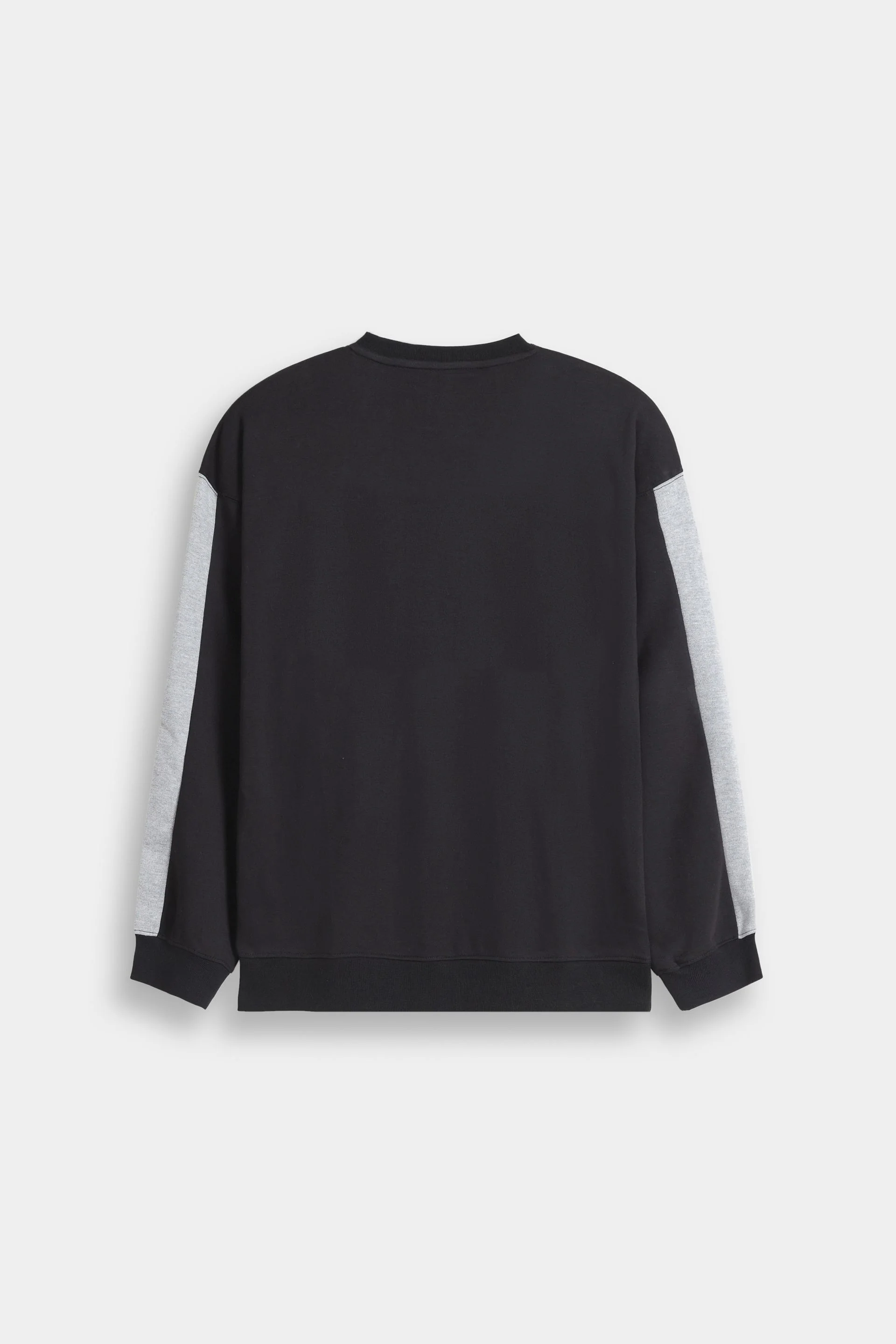 Activewear Graphic T-Shirt 7 Activewear Graphic T-Shirt
