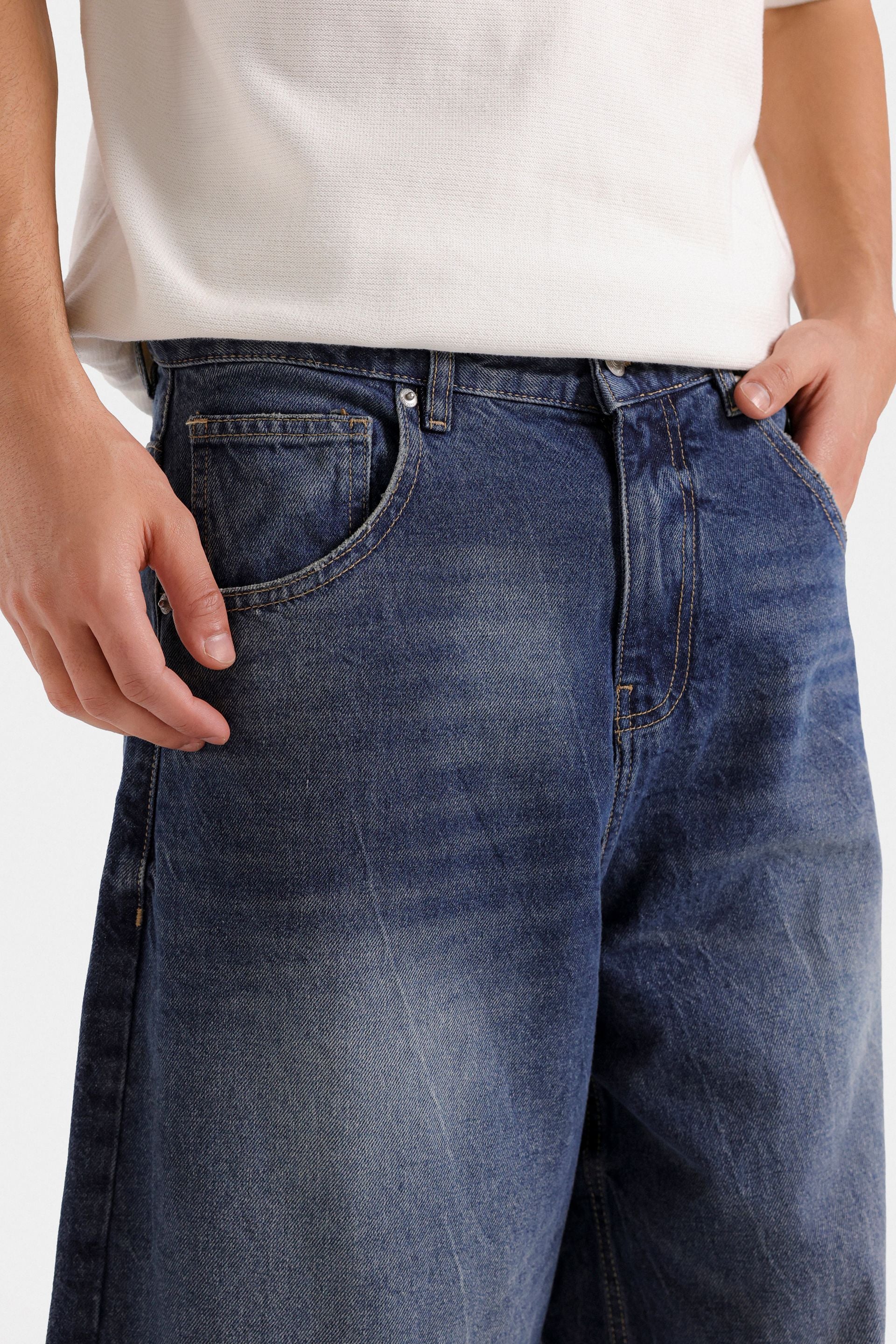 Barrel Fit Jeans