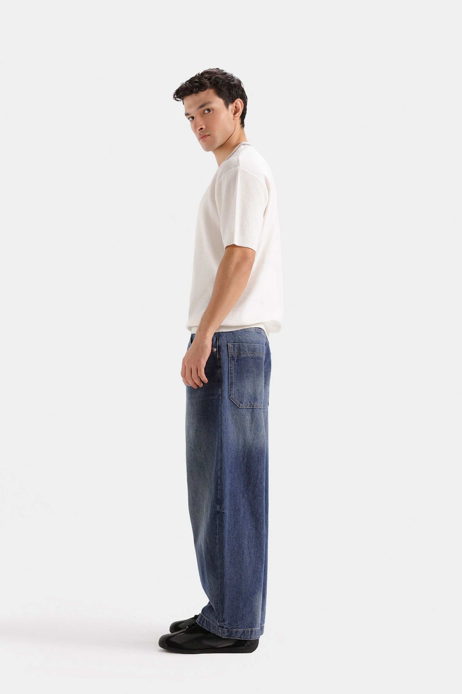 Barrel Fit Jeans
