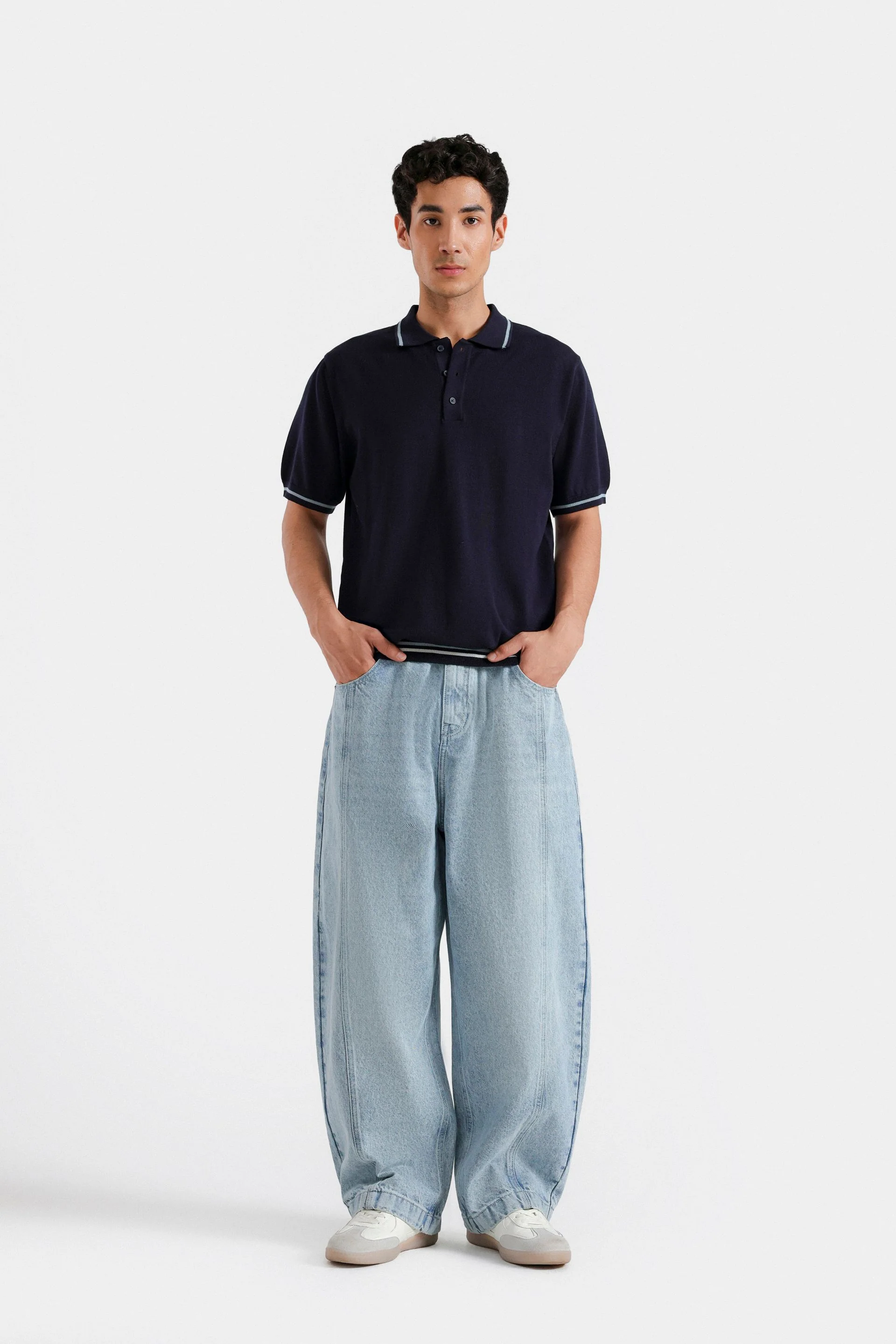 Barrel Fit Jeans