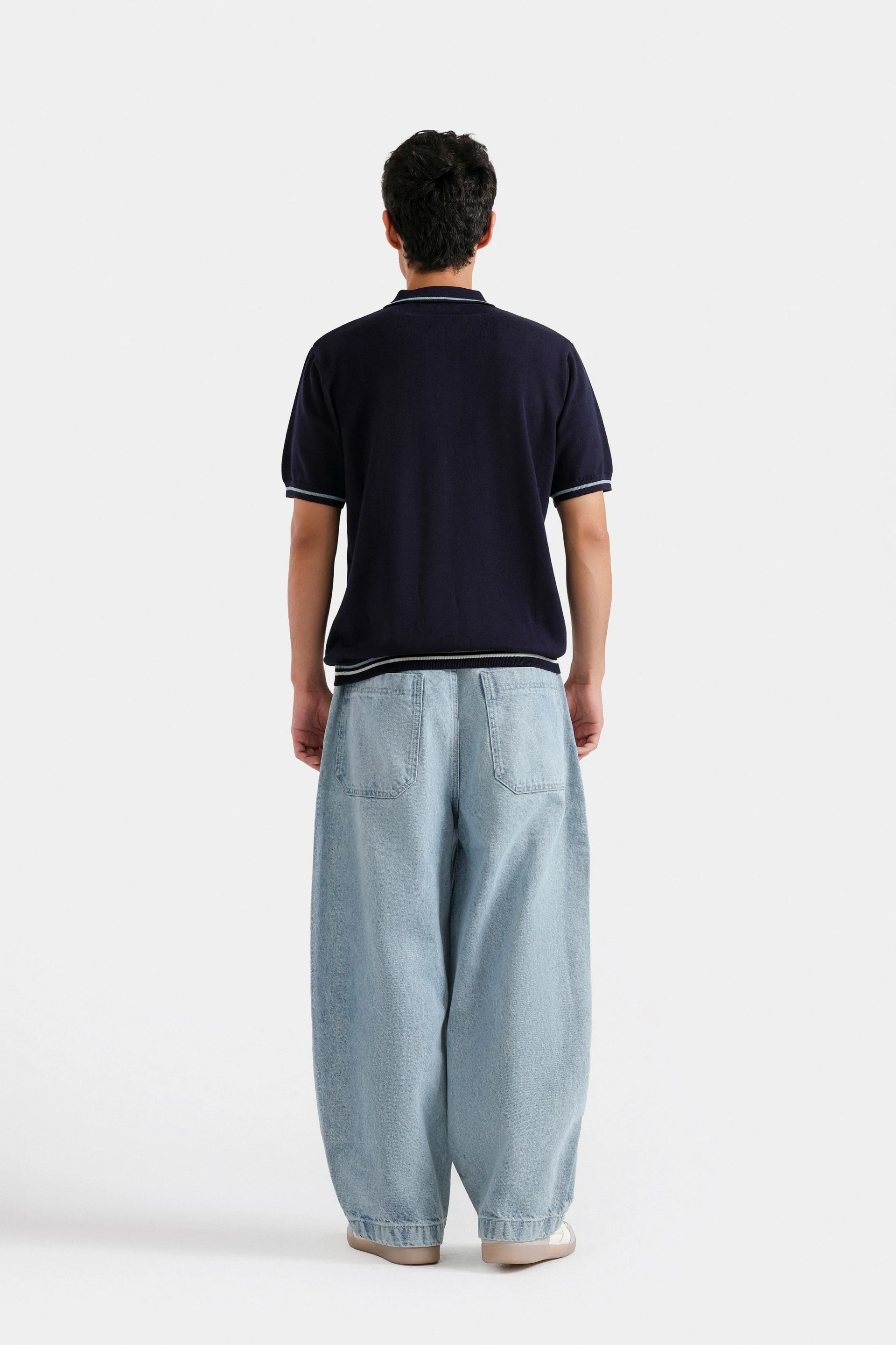 Barrel Fit Jeans
