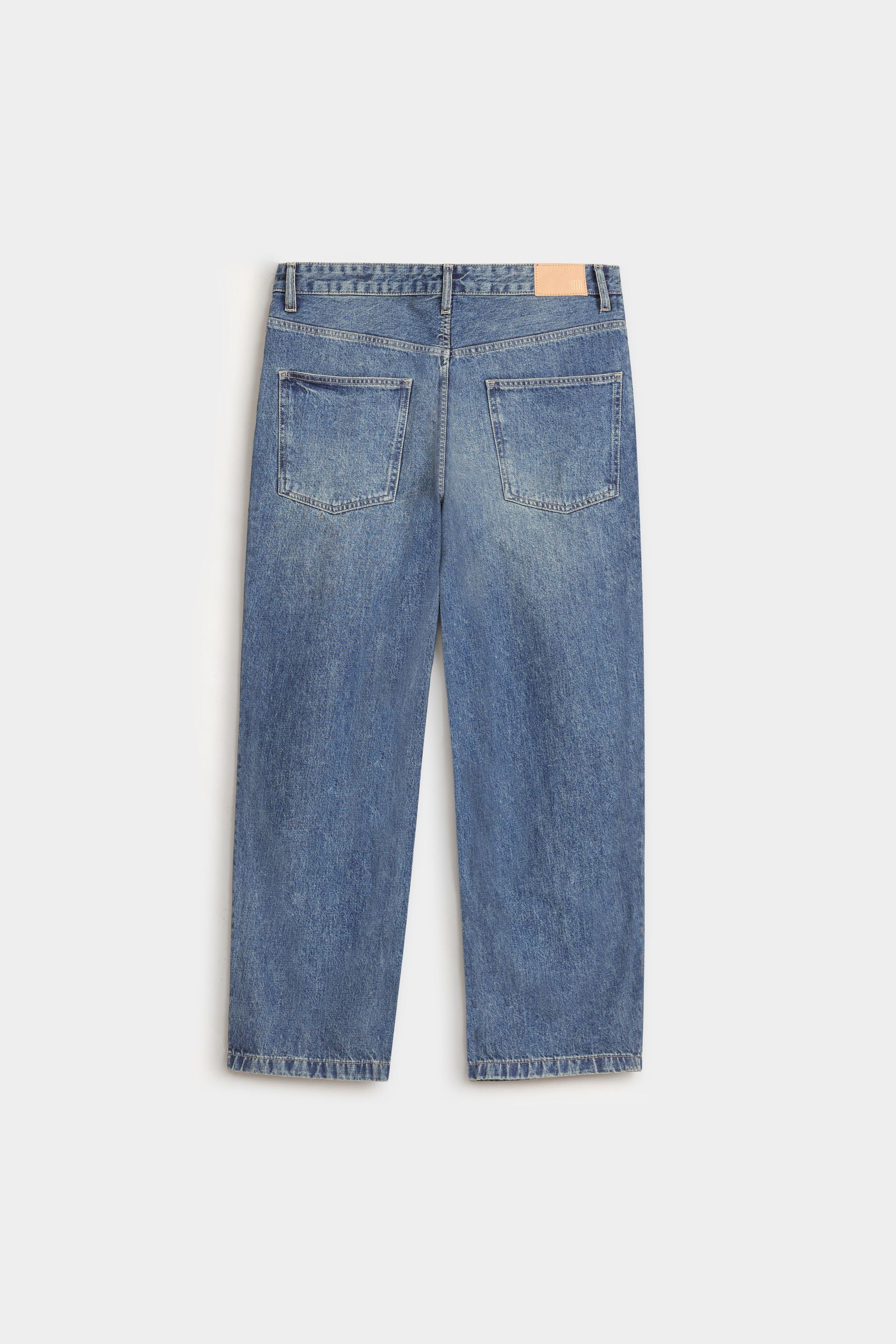 Balloon Fit Jeans