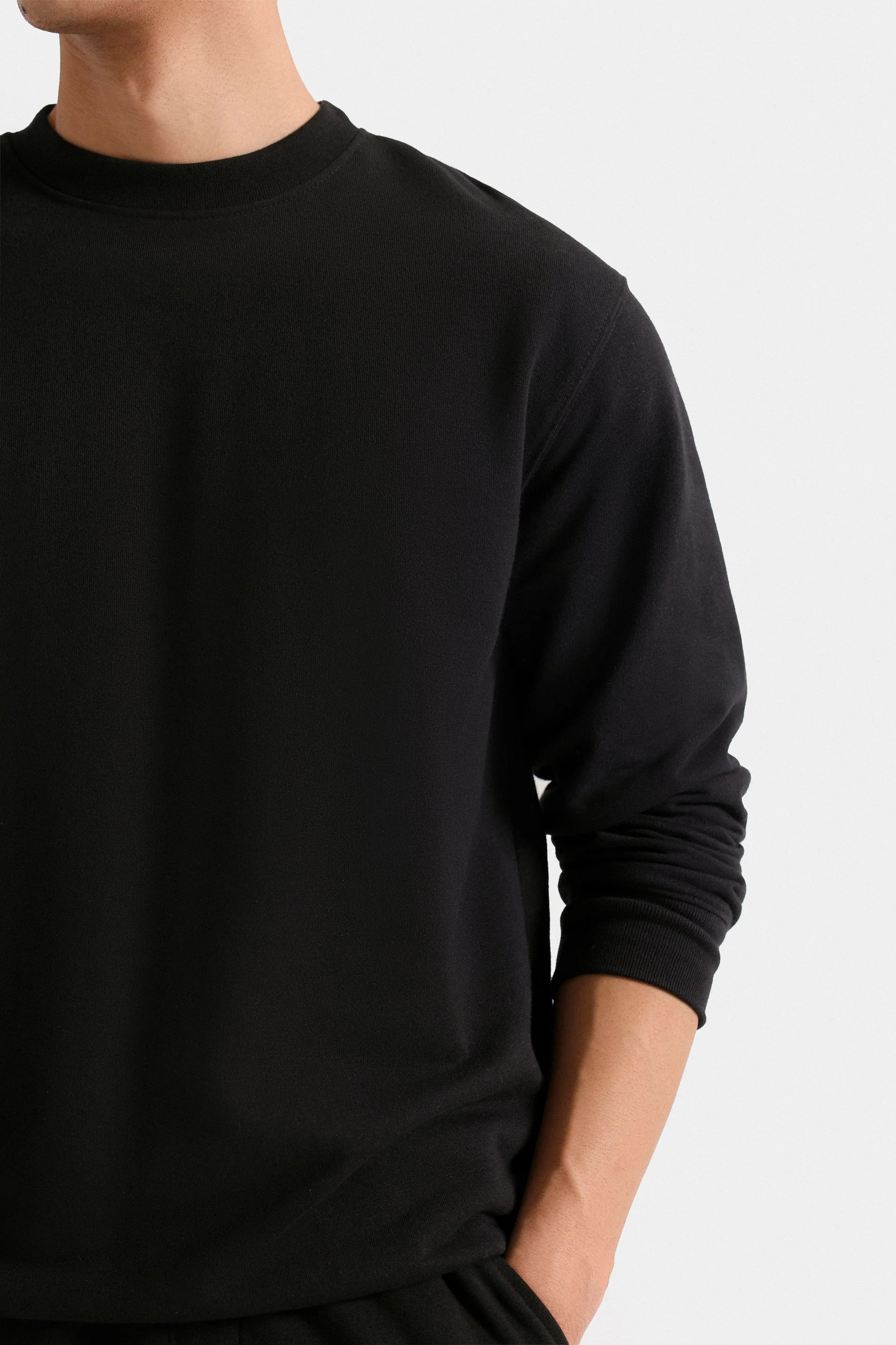 Basic Crew Neck Sweatshirt
