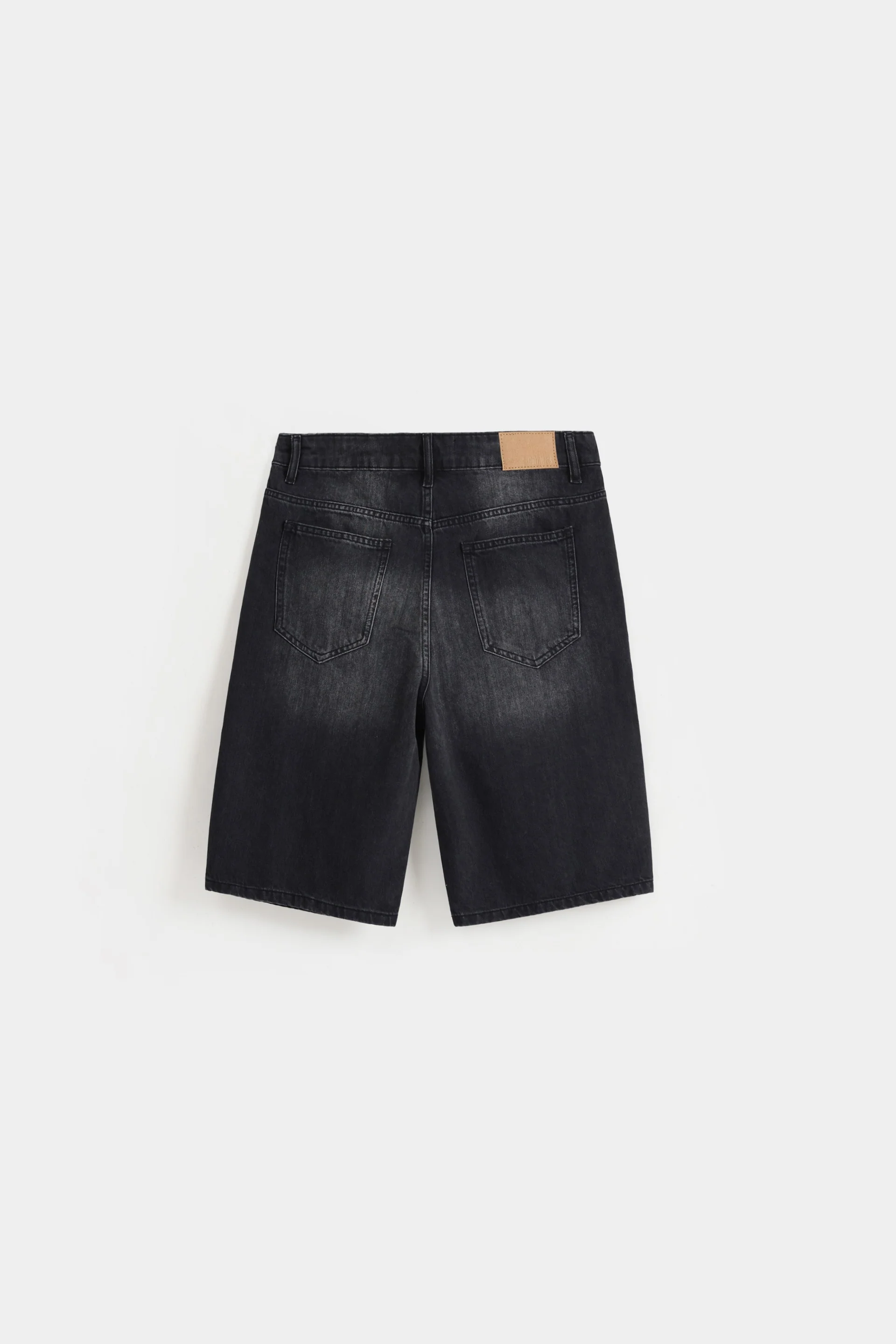 Basic Denim Shorts 7 Basic Denim Shorts
