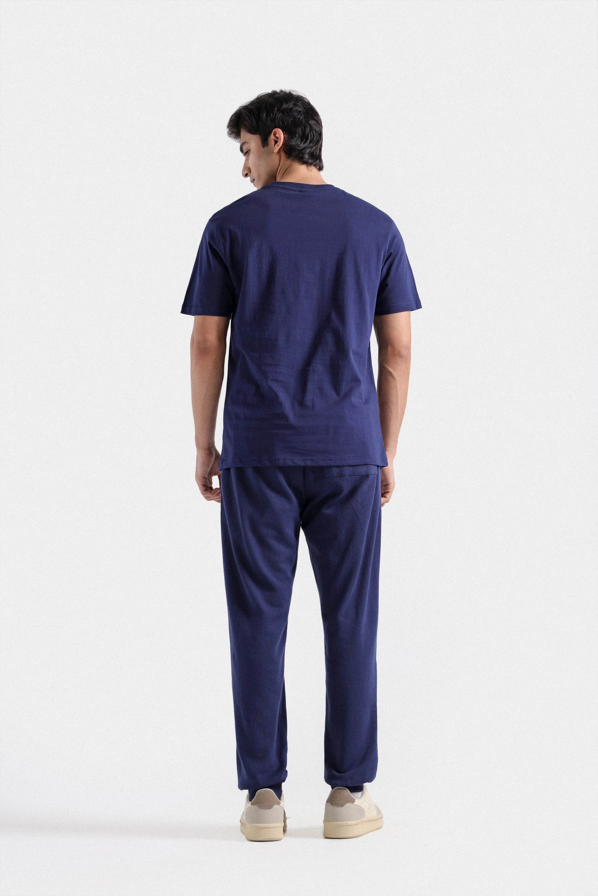 Basic Crew Neck T-Shirt 16 Basic Crew Neck T-Shirt