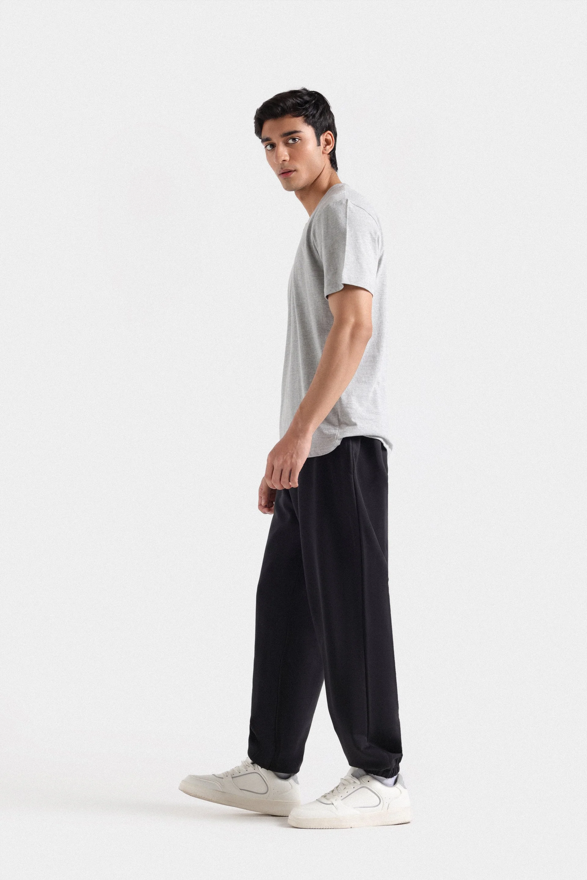 Basic Crew Neck T-Shirt 22 Basic Crew Neck T-Shirt