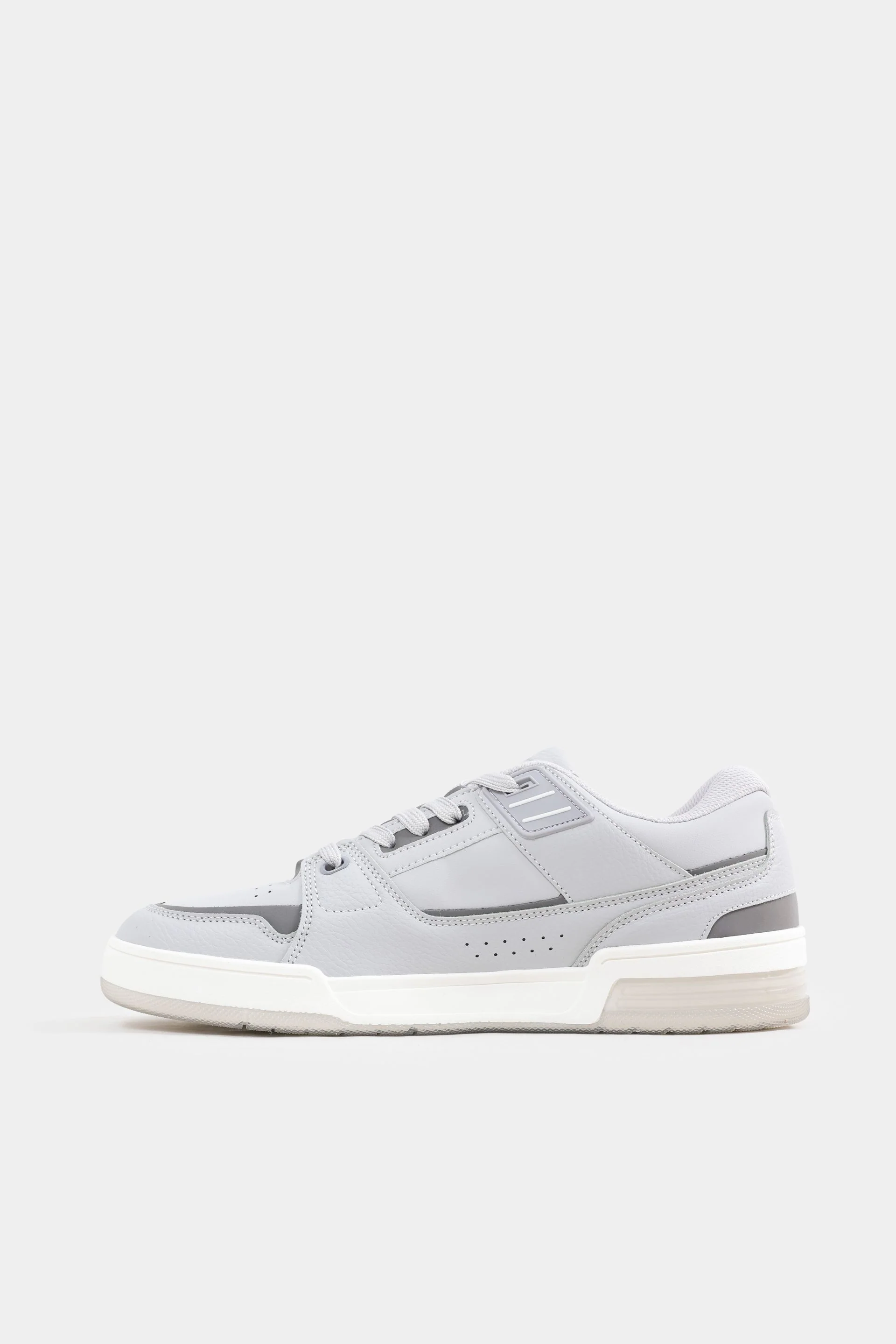 Multi-Piece Sneakers 10 Multi-Piece Sneakers