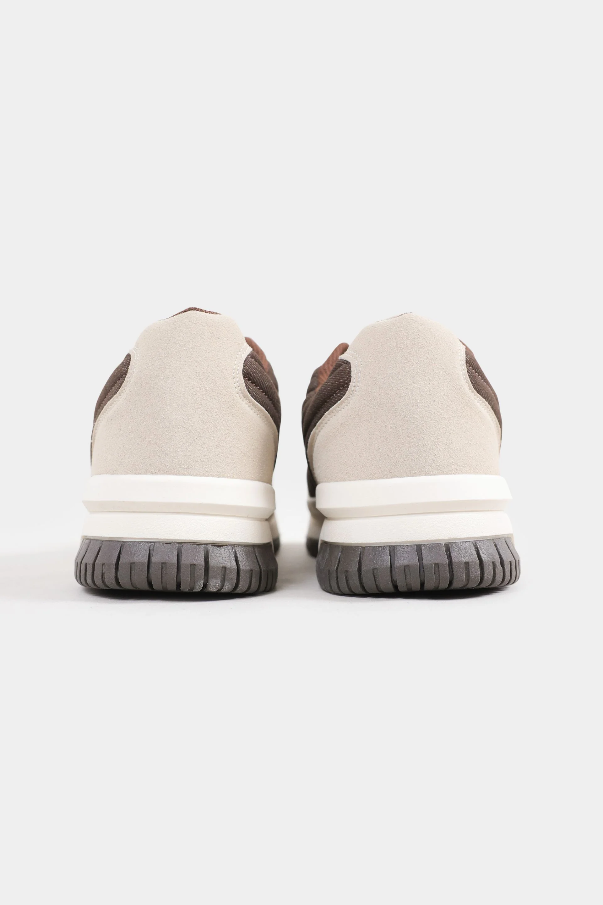 Multi-Piece Sneakers 5 Multi-Piece Sneakers