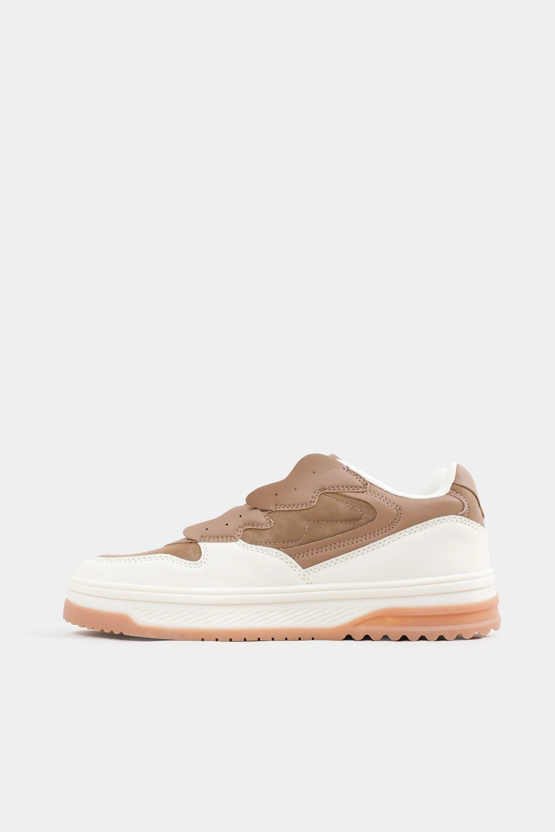 Multi-Piece Sneakers 10 Multi-Piece Sneakers