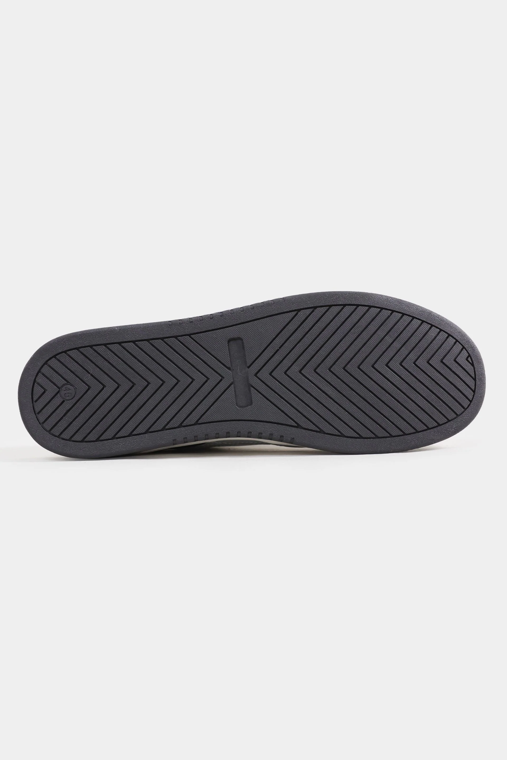Multi-Piece Contrast Sneakers 12 Multi-Piece Contrast Sneakers