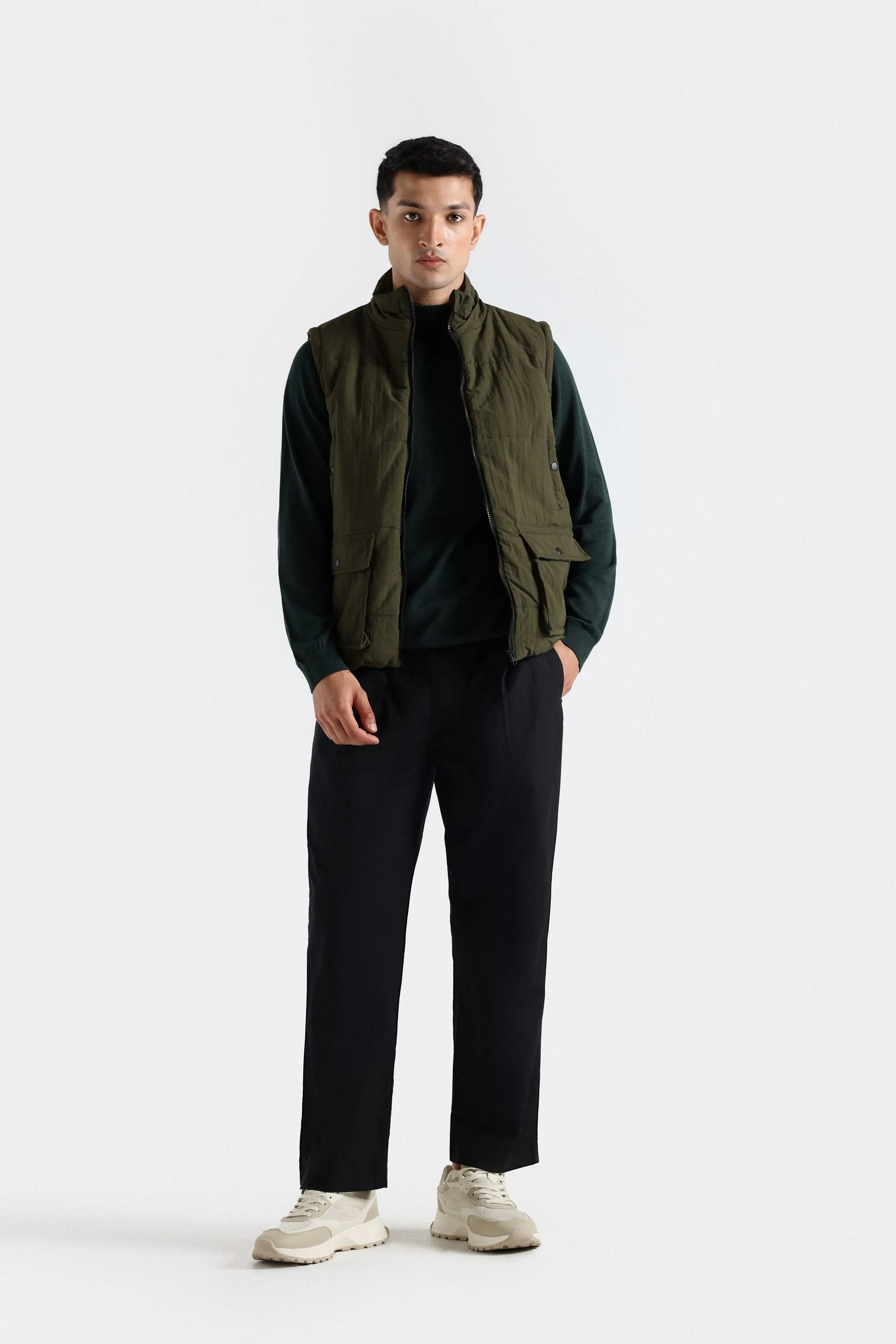 Home 11 Basic Zip Up Gilet