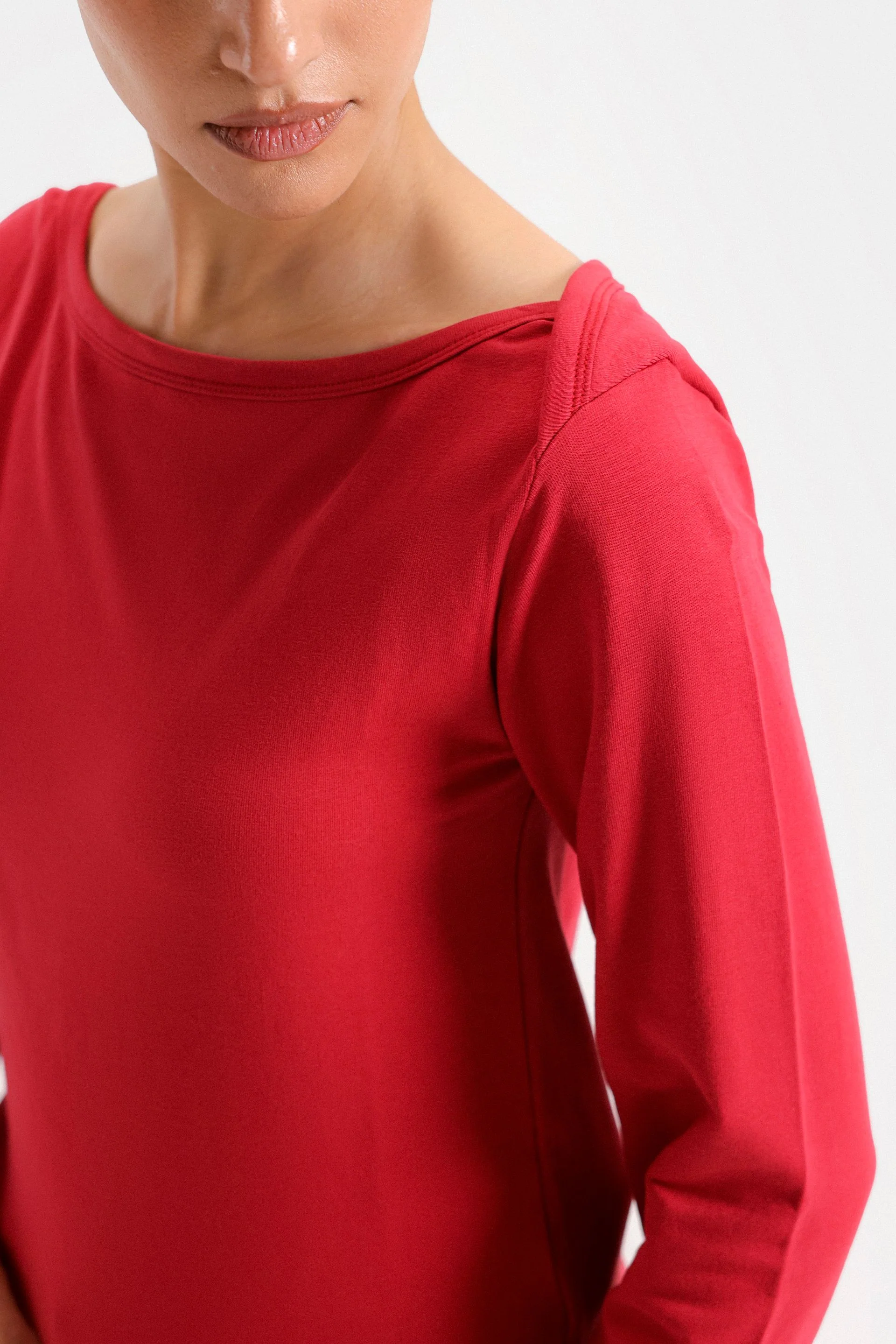 Basic Boat Neck T-Shirt 9 Basic Boat Neck T-Shirt
