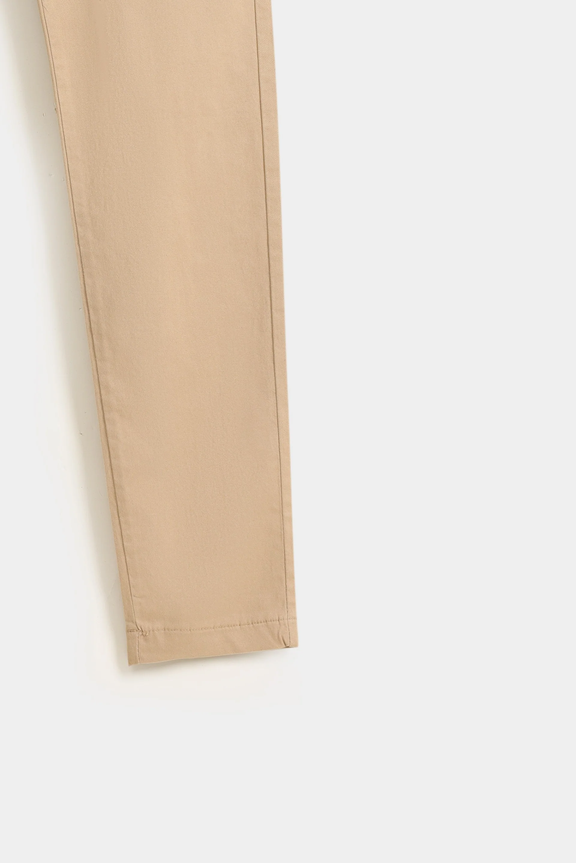 Basic Slim Fit Chinos