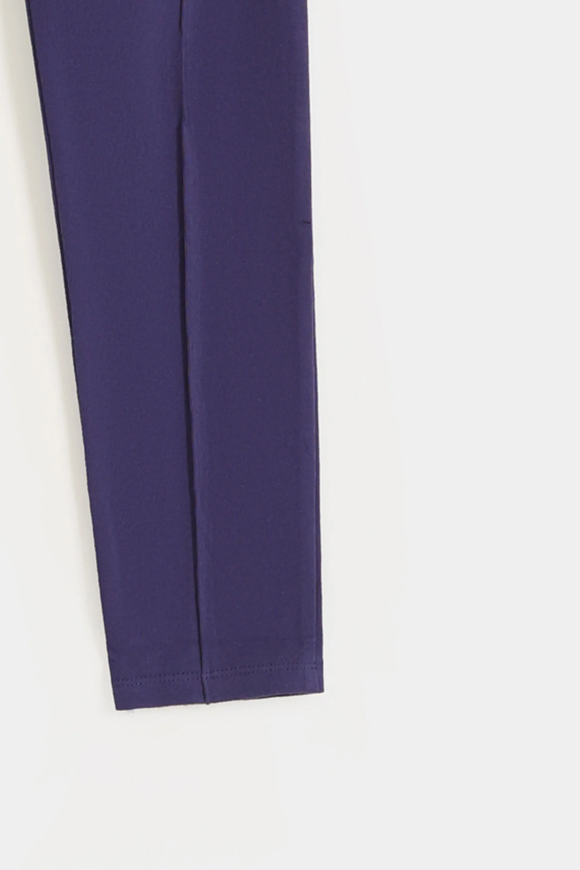Basic Tights With Front Pleats 8 Basic Tights With Front Pleats